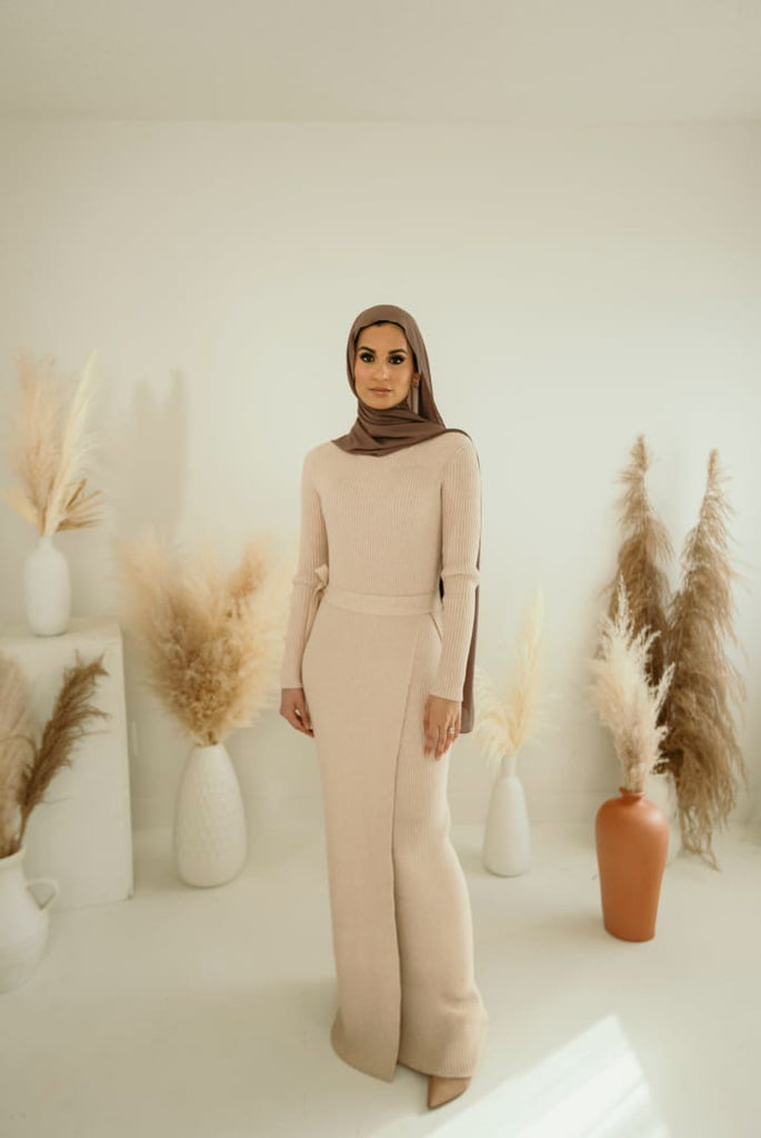 Afflatus Hijab - Fatima (SA)- Cream Knit Ribbed Maxi Dress Afflatus Hijab - Fatima (SA)- Cream Knit Ribbed Maxi Dress